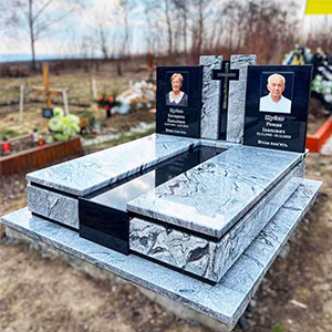 Пам'ятник європейський подвійний