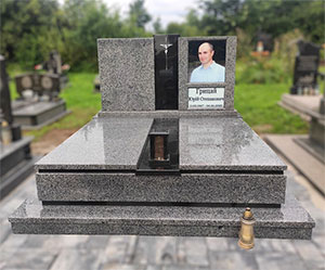 Пам'ятник на могилу європейський подвійний