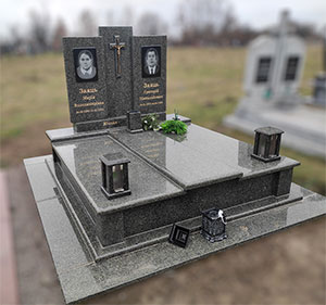 Елітний подвійний пам'ятник європейського зразка