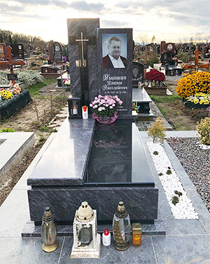 Пам'ятник гранітний європейський