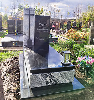 Пам'ятник з граніту європейський